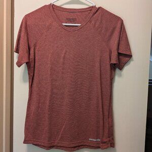 4/$20 EUC Patagonia Active V-neck T-Shirt WS Dusty Pink